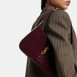 Saint Laurent Le 5 à 7 Shoulder Bag in Patent Leather (Red Wine)